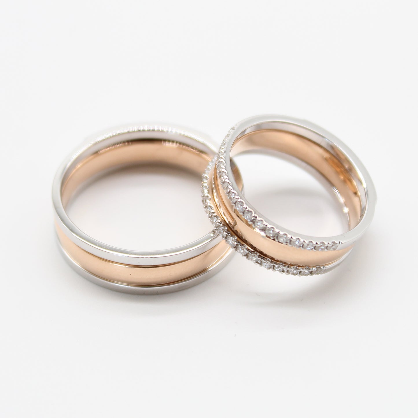 18k rosé gouden koppel trouwringen met 0,26ct diamanten