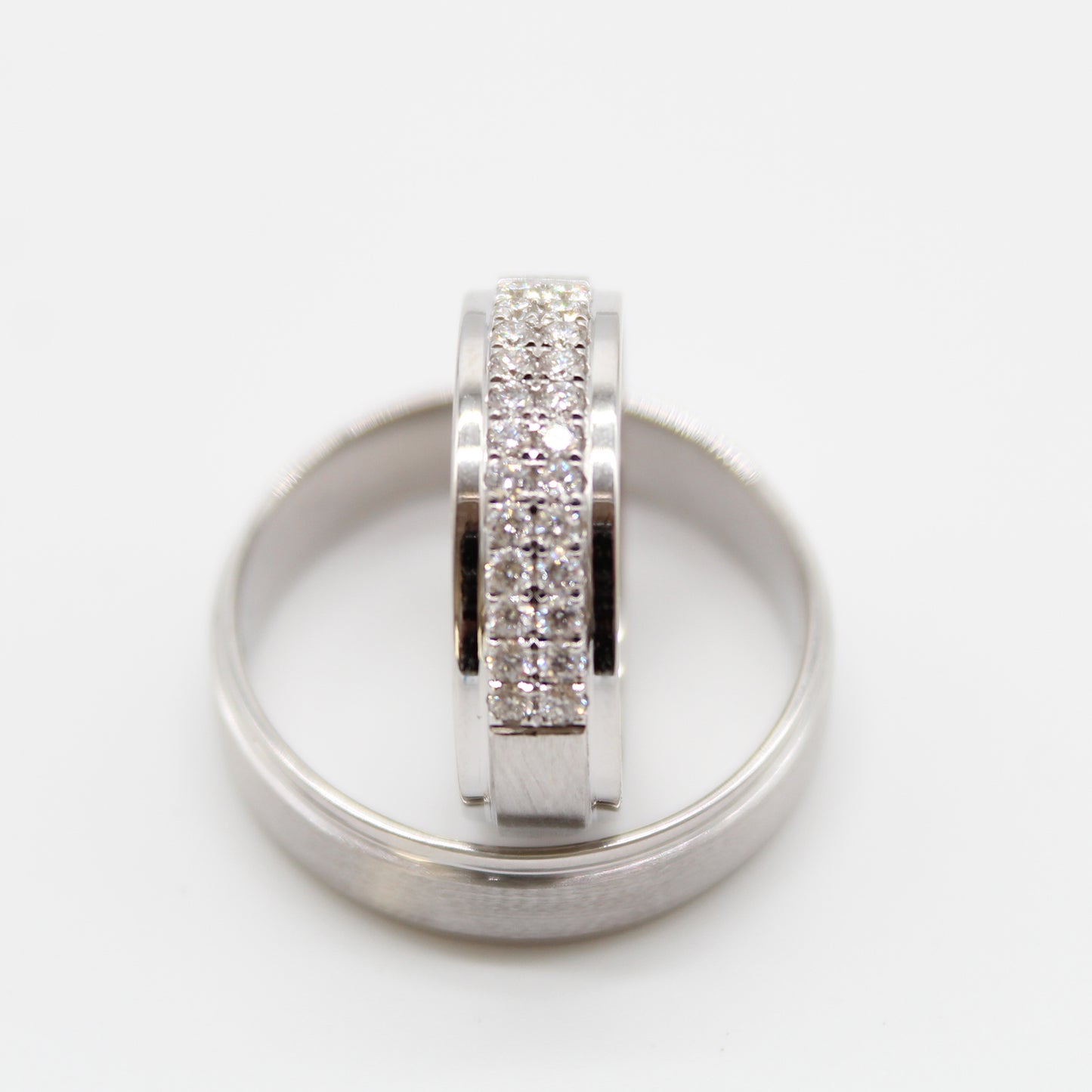 18k witgouden koppel trouwringen met 0,34ct diamanten
