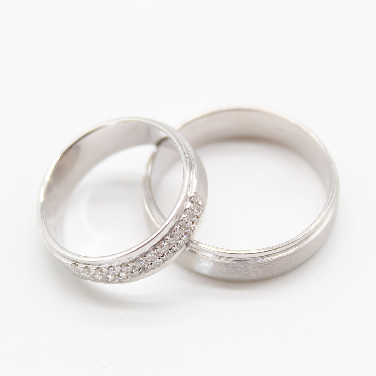 18k witgoud koppel trouwringen met 0,34ct diamanten