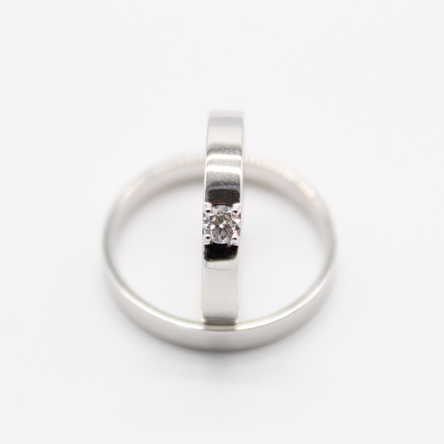 18k witgouden koppel trouwringen met 0,14ct diamant